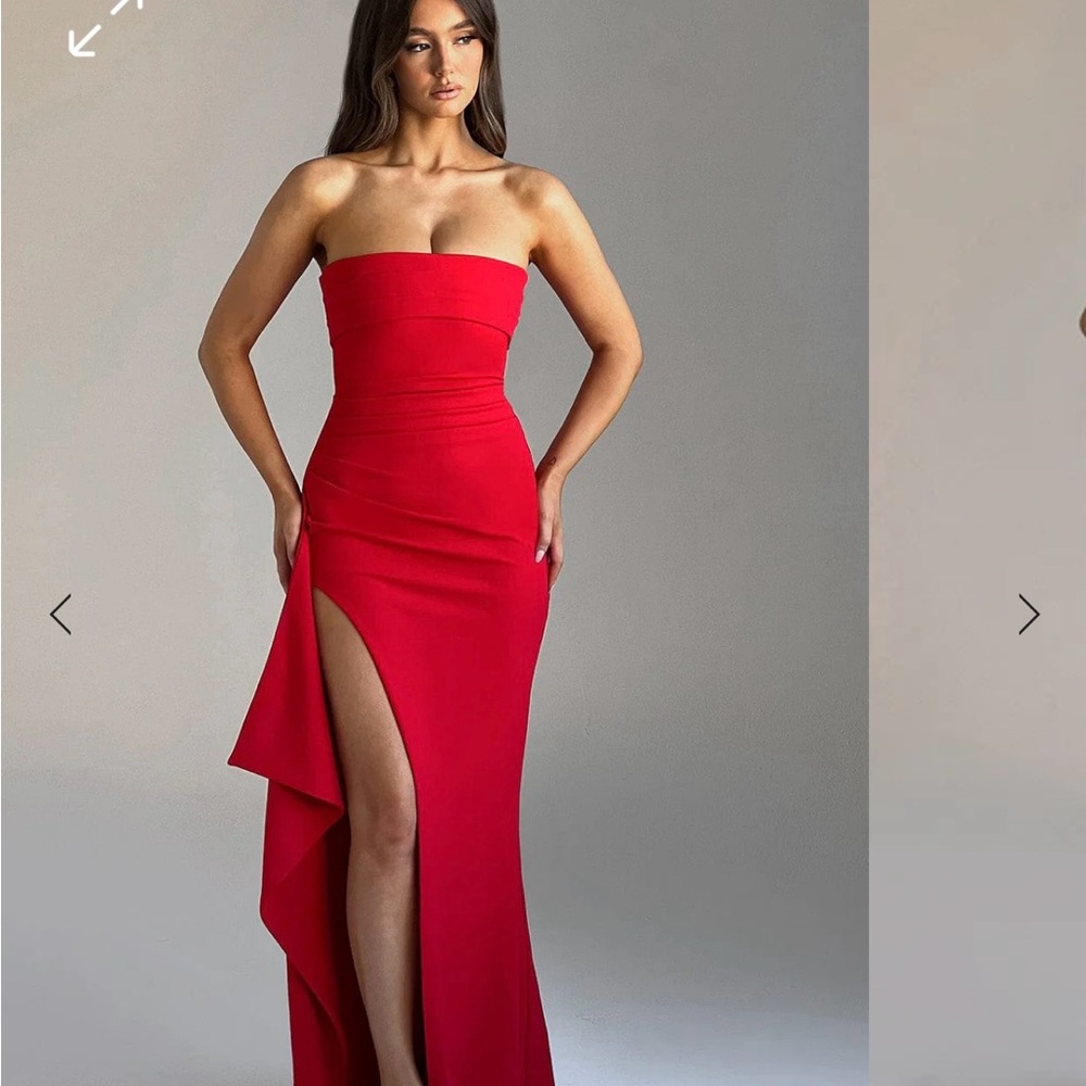 NWT Babyboo Fashion Zafira Red Maxi Dress